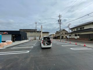 愛知県　高浜市　飲食店駐車場　新設ライン工事